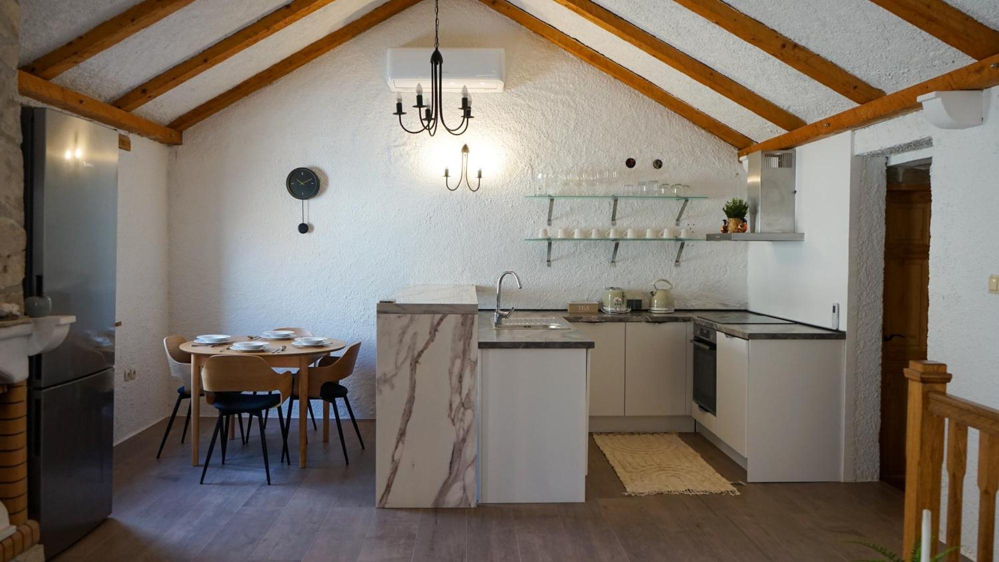 Marea - Old Town Retreat Villa
